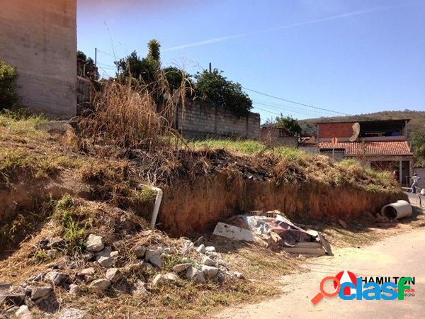 Lote de esquina bairro São Matheus