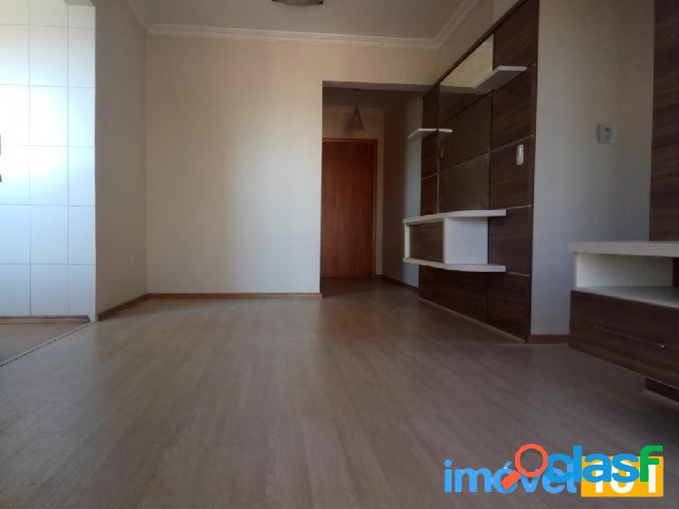 Raridade!!! Apartamento central em prédio muito procurado