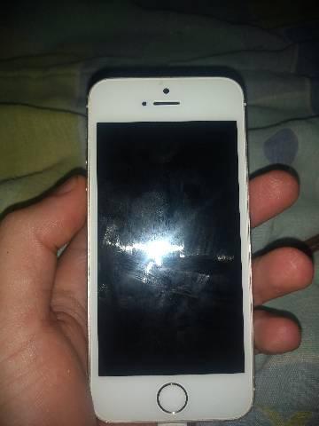 Troco iPhone 5s ou valor 400