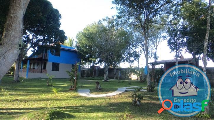 VENDO CASA COM TERRENO AMPLO NO LITORAL DA BAHIA