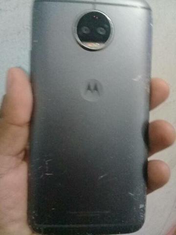 Vendo Motorola moto g5 plus R$ 265