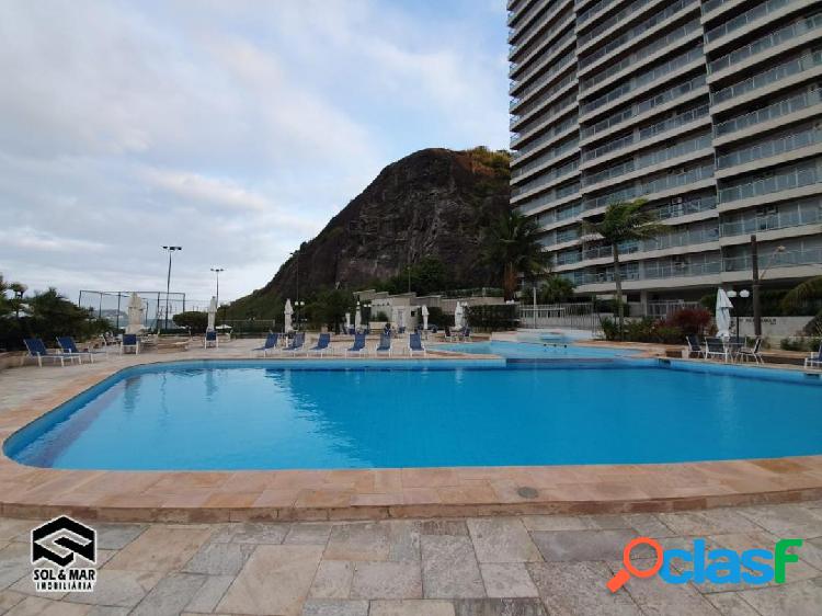 "Vista ao mar, Lazer de clube"