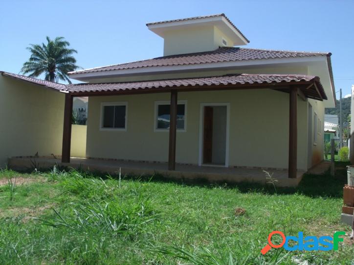 Ótima casa no Condominio Bosque de Itapeba - Maricá