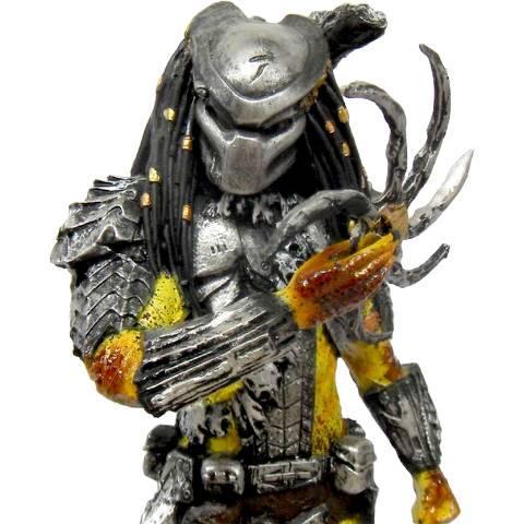 Action figure predador 30cm
