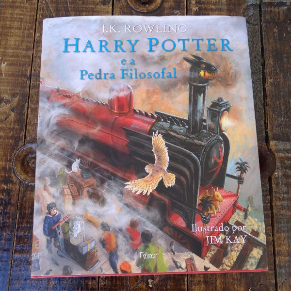 Harry Potter e a Pedra Filosofal Ilustrado
