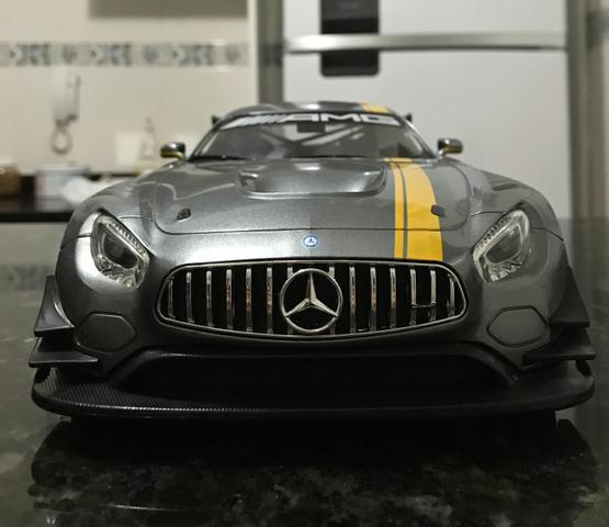 Mercedes AMG GT3 R/C escala 1/14 a pilha.