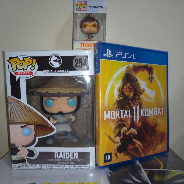 Mortal Kombat 11 PS4 + 2 Funkos (Raiden e Tracer)