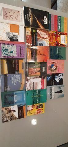 Pacote de Livros de vestibular e outros