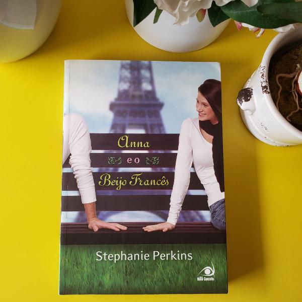 livro anna e o beijo francês de stephanie perkins