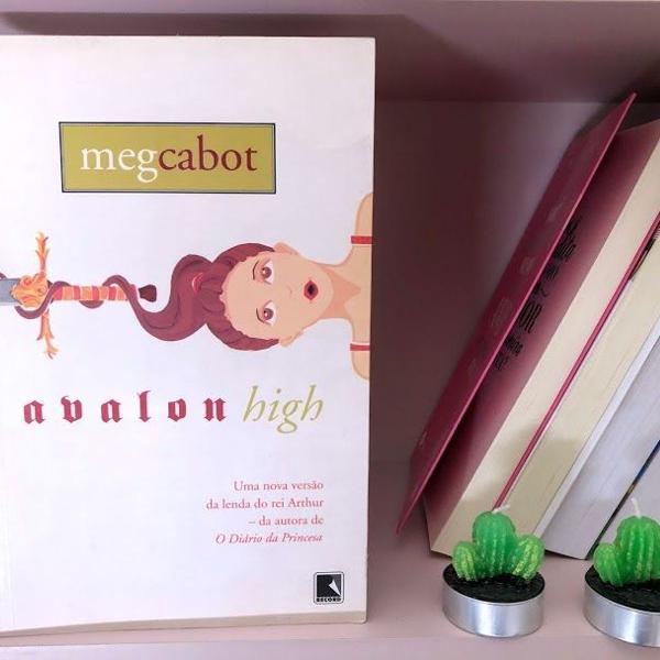 livro avalon hight meg cabot