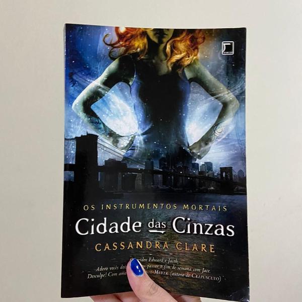 livro cidade das cinzas