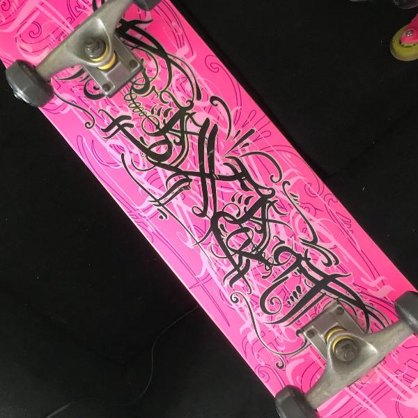 skate rosa c/ preto
