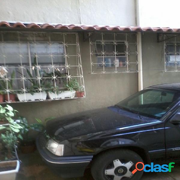 APARTAMENTO TÉRREO DE 03 DORMITÓRIOS