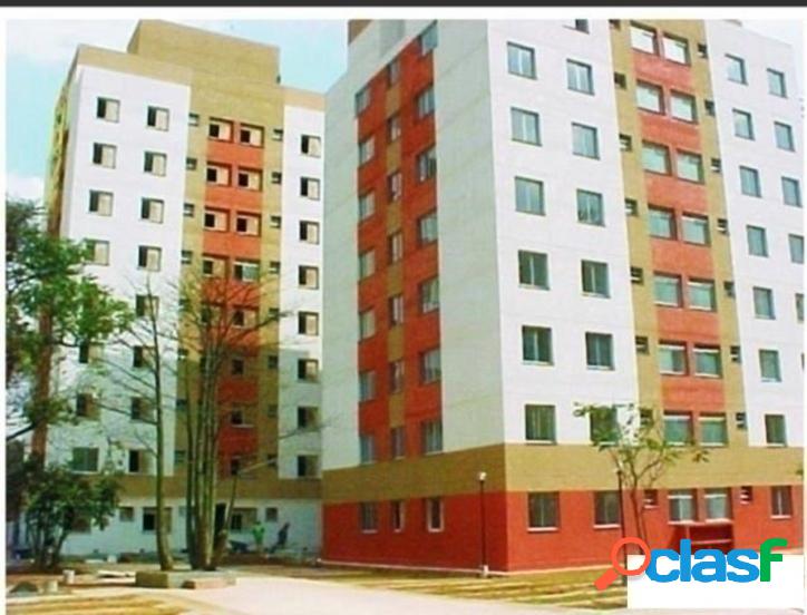 Apartamento com 3 dormitórios à venda, 62 m² por R$