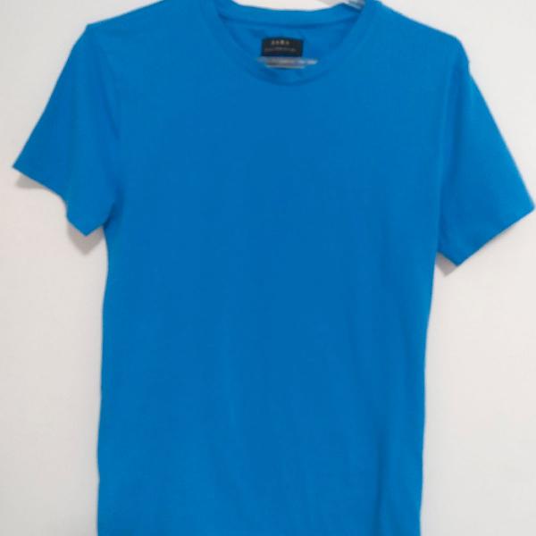 Camiseta Zara slim fit tamanho P