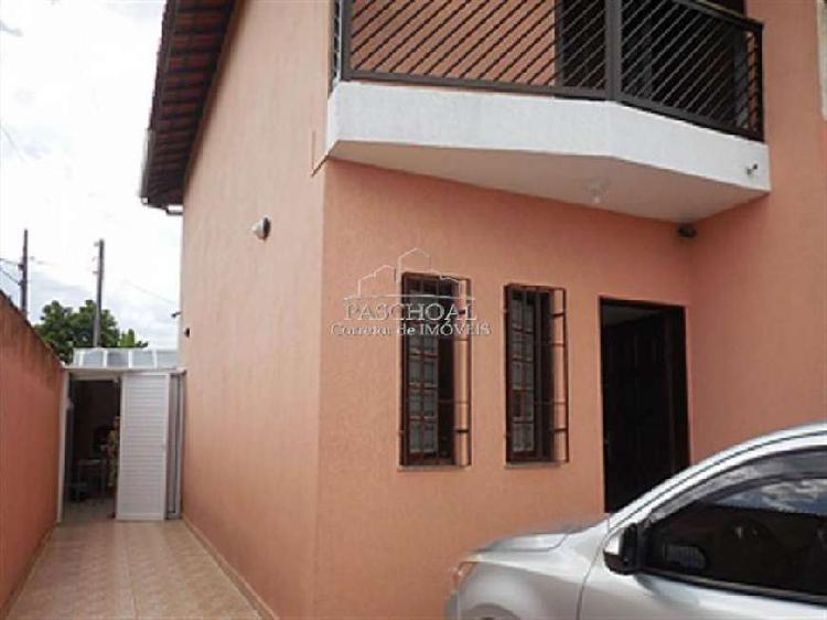 Casa 2 dormitórios, tipo sobrado em Mongaguá