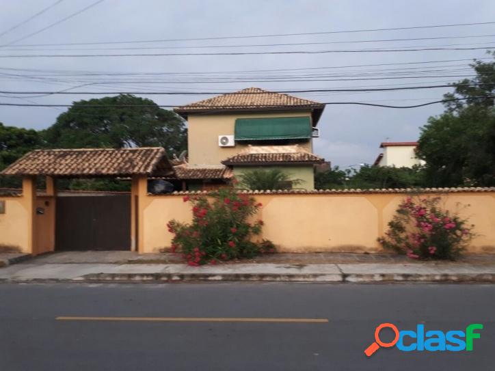 Casa Excelente em Área Nobre com Terreno de 600m2!