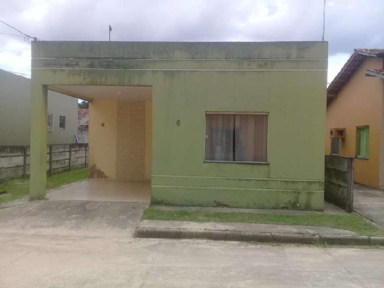 Casa de condomínio para venda tem 60 metros quadrados com 2