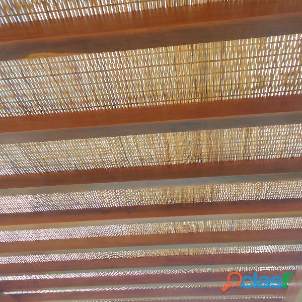 Forro de bambu pergolado