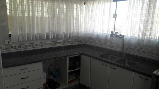 Granito em L cor amêndoa