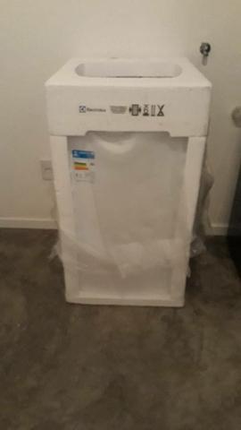 Lavadora 8,5 kg ELECTROLUX na caixa NOTA + GARANTIA