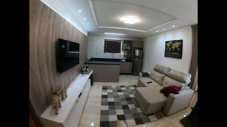 Lindo apartamento finamente decorado com 2 quartos no Costa