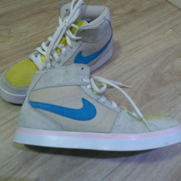 Nike cano alto