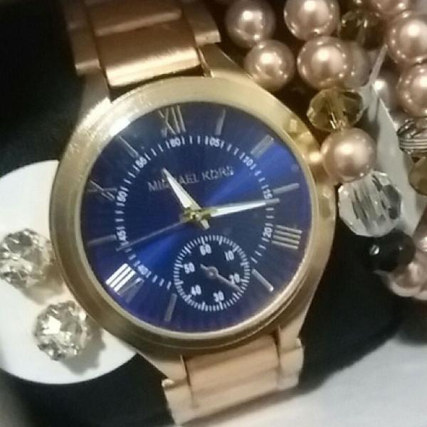 Relógio feminino dourado Kit pulseira + brinco