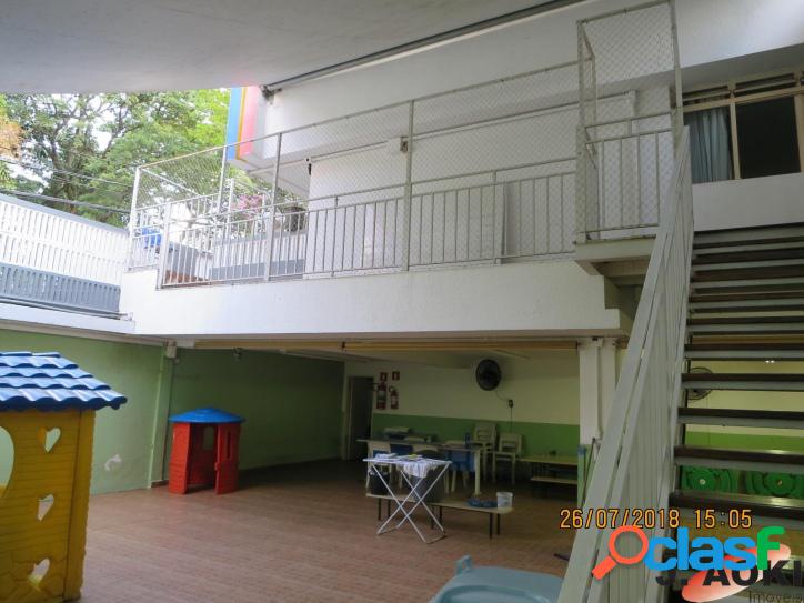 Sobrado comercial ideal para escola infantil