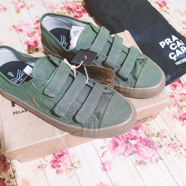 Tênis de Velcro Militar