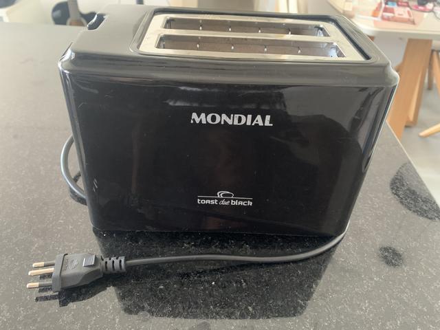 Torradeira Toast due Black da Mondial 110v