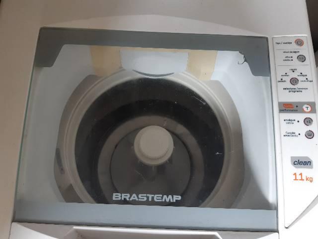Vende-se máquina de lavar Brastemp