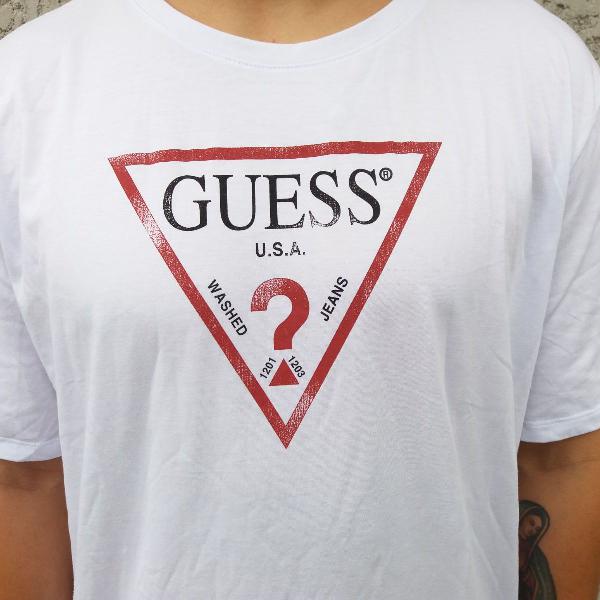 camiseta guess usa logo classic branca vermelho original