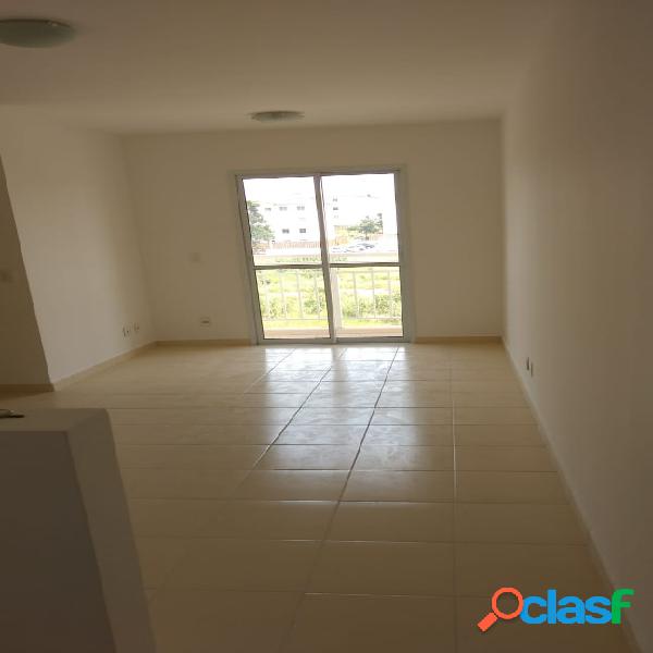 Apartamento com 3 dorms (uma suíte) - Res. Attuale