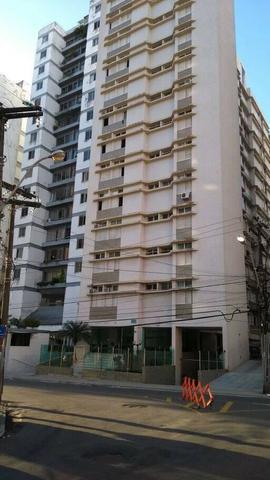 Apartamento mobiliado na Barra