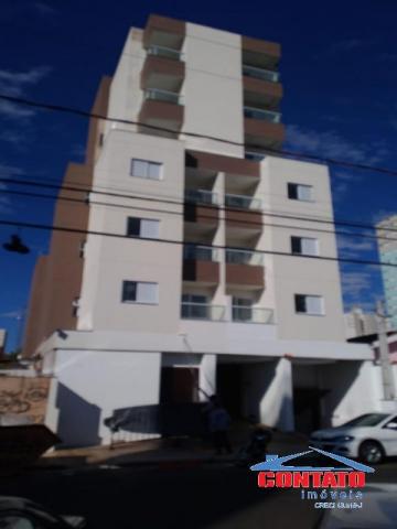 Apartamento para alugar com 2 dormitórios em Jd lutfalla,