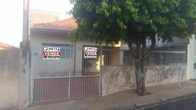 Casa com 2 dormitórios à venda, 110 m² por R$ 300.000,00