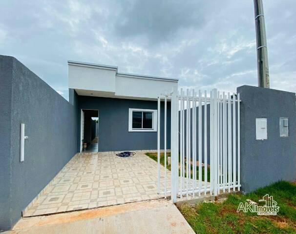 Casa com 2 dormitórios à venda, 61 m² por R$ 169.000 -