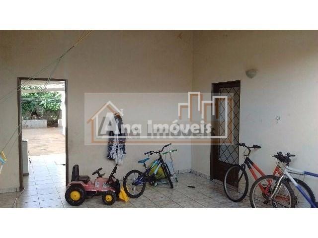 Casa à venda com 3 dormitórios em Mansour, Uberlândia