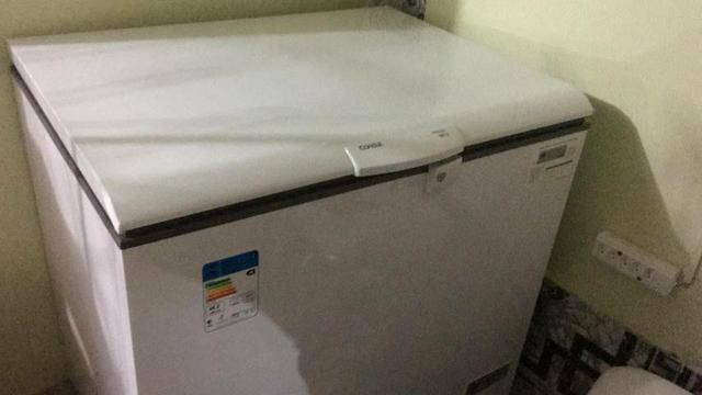 Freezer horizontal Semi novo