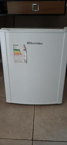 Frigobar Electrolux 80 litros