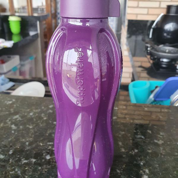 Garrafa de água Tupperware 500 ml roxa