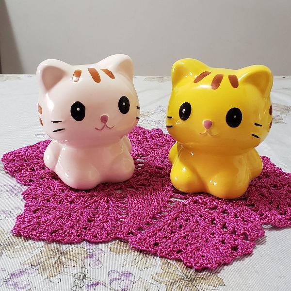 Lindo casal de gatinhos porcelana