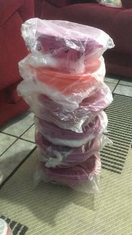 Vendo 14 Tupperware vários tamanhos todas lacradas