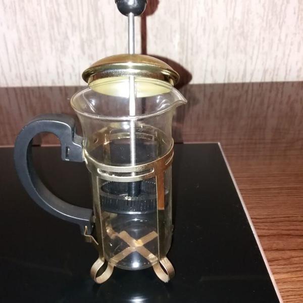 chaleira de vidro italiana com difusor