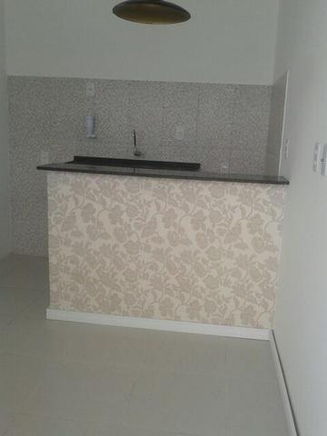 Alugo casa 1/4 (rua principal - residencial)