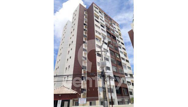 Apartamento à venda no Alphaville 3 no Edifício Marajó