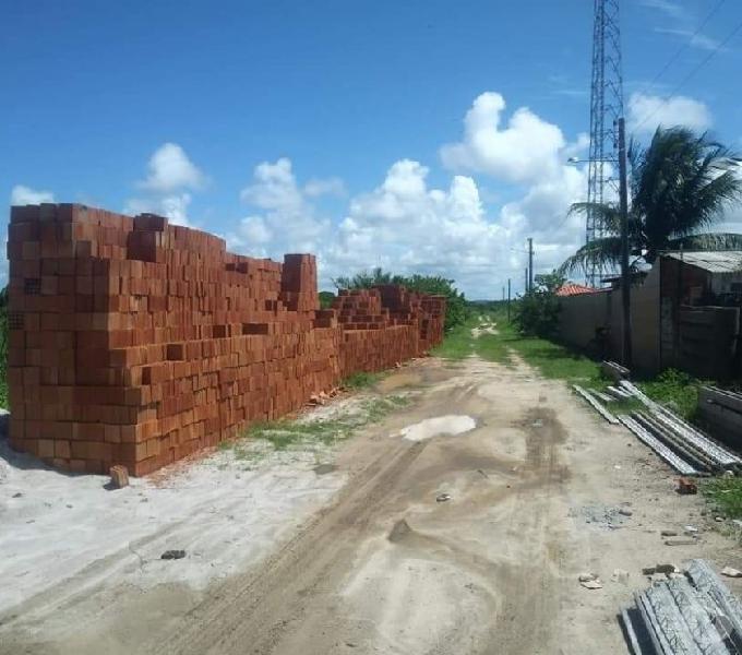 Vendo exvelentes lotes na massagueira.