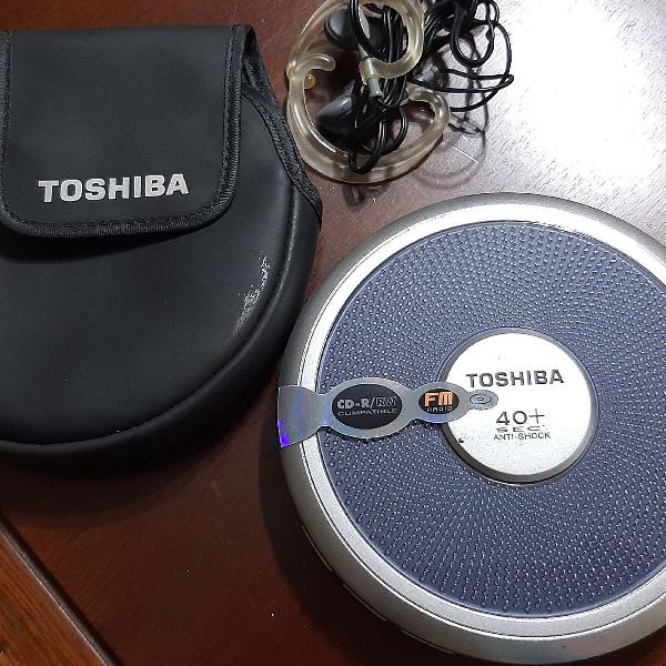 CD player e rádio FM Toshiba