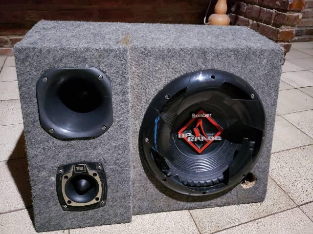 Caixa trio com subi 350RMS thuite JBL st304 corneta D200